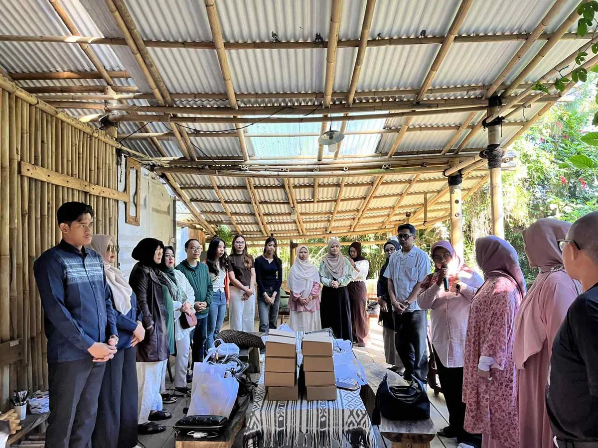 Acara Pembukaan oleh Pemateri (Sumber: Ruang Therapeutic Bandung)