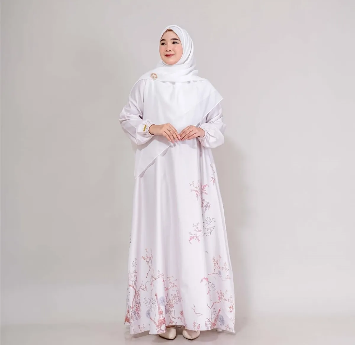 Koleksi terbaru dari brand busana syar’i, Kiciks Muslimah. (Sumber: instagram.com/kiciks_muslimah)