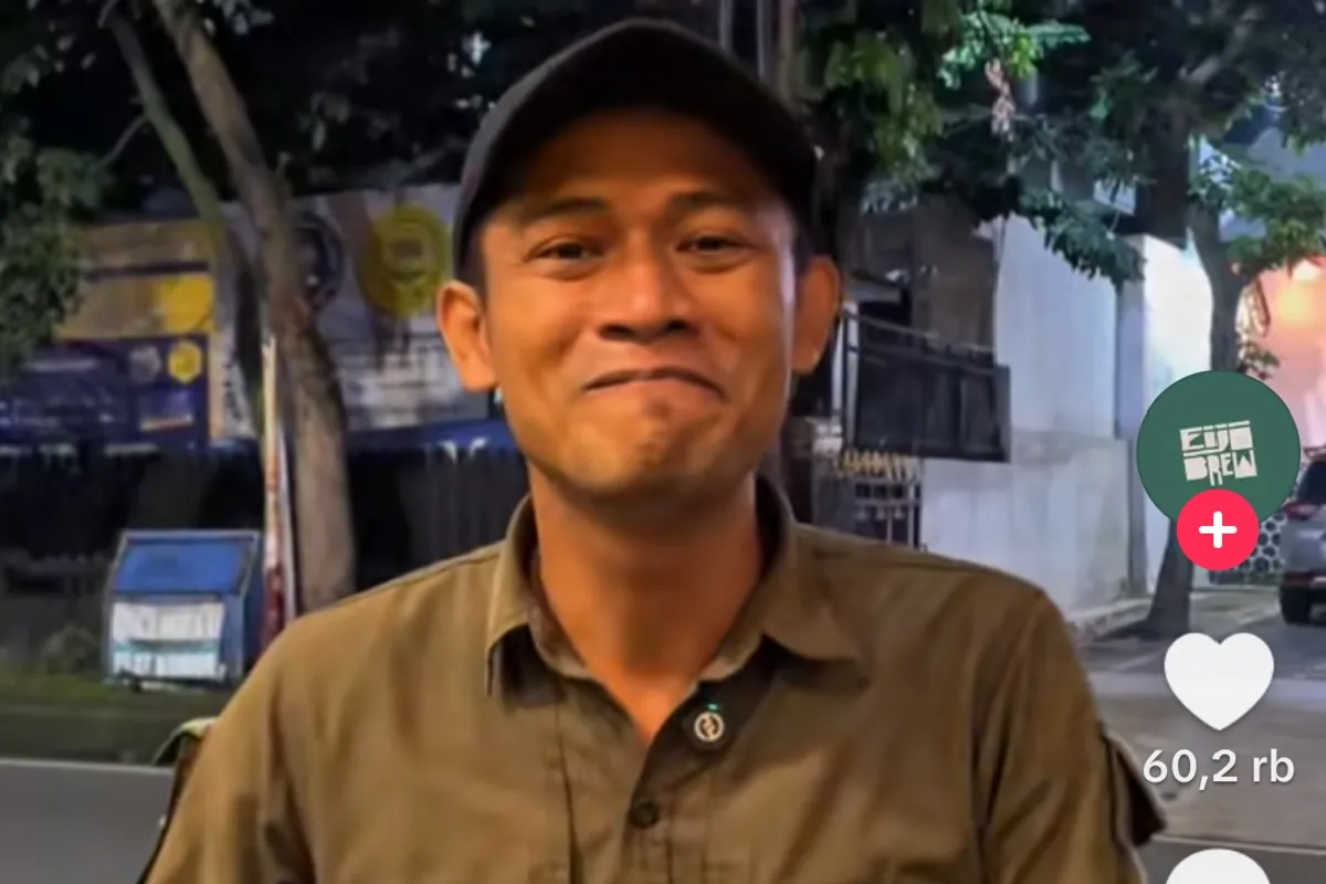 Juru Parkir Eiji Brew (Sumber: Screenshoot | Tiktok Eiji Brew)