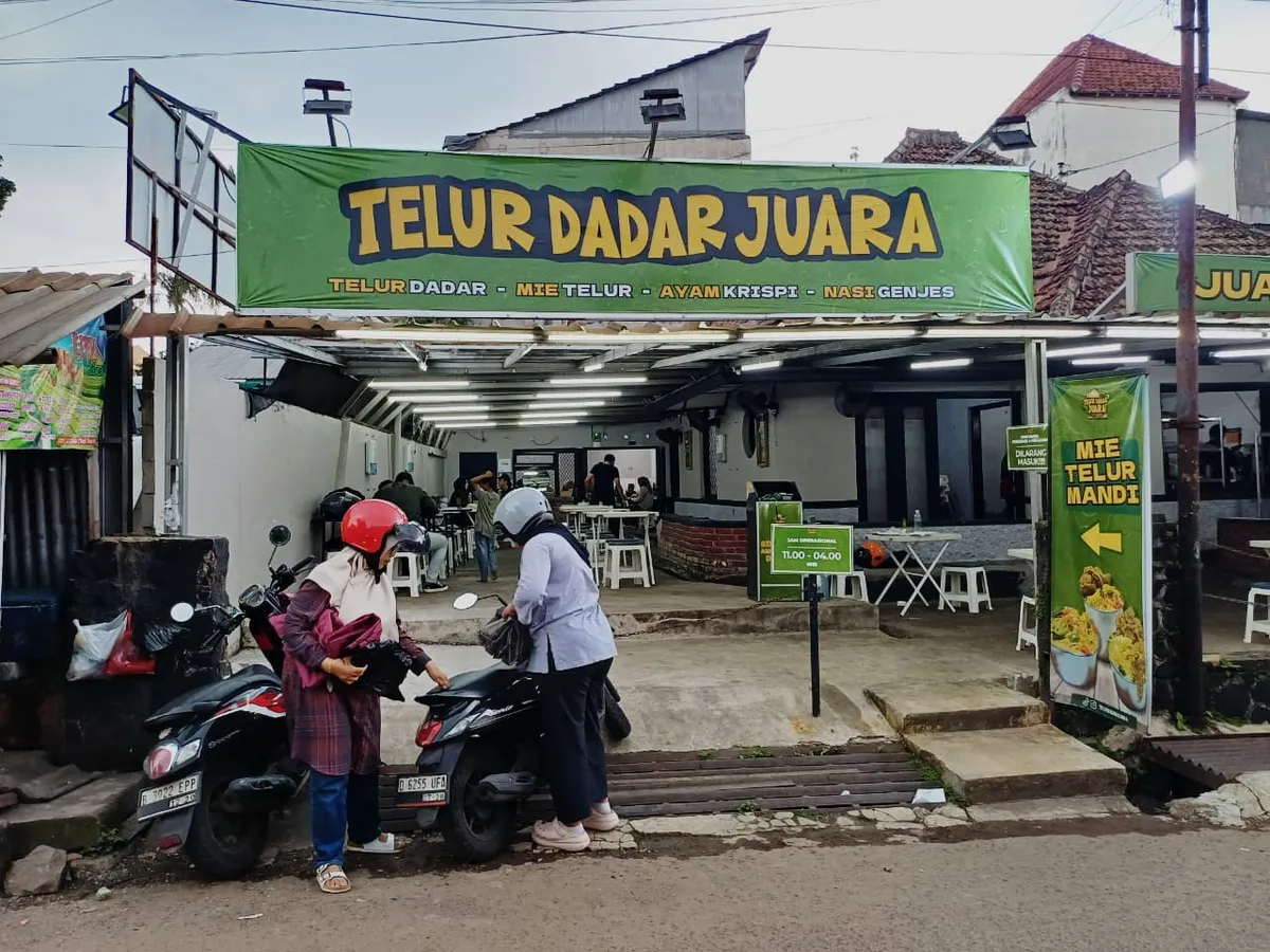 Kedai Telur Dadar Juara (Sumber: Dokumentasi Pribadi | Foto: Nurul A'ini)