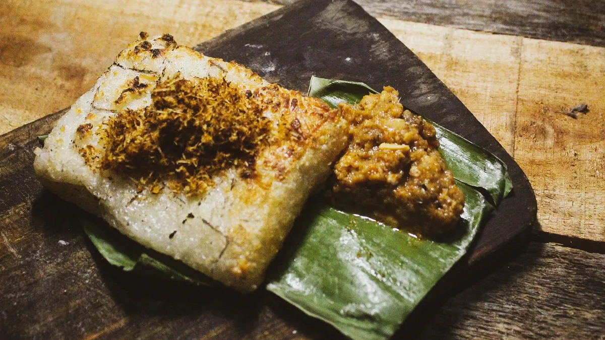 Ketan Bakar Nurjaman (Sumber: Dokumentasi Pribadi | Foto: Fikri Akmal)