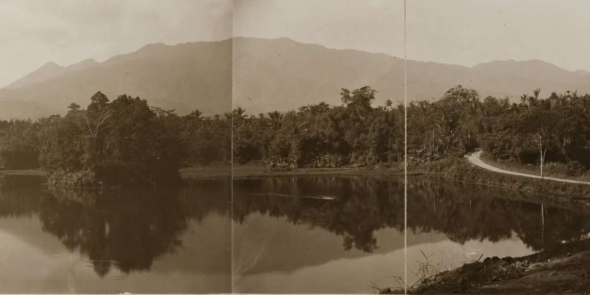 Gunung Burangrang. (Sumber: KITLV)