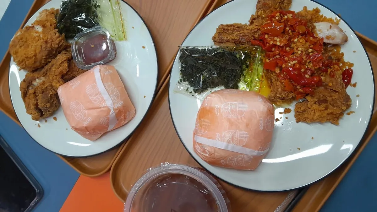 Porsinya pas dan jadi favorit anak kos (Sumber: dokumentasi penulis | Foto: Firqotu Naajiyah)