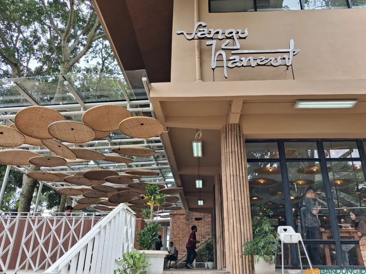 Sangu Haneut, restoran yang baru resmi dibuka pada 29 Desember 2025. Kehadirannya menambah warna baru dalam lanskap kuliner Sunda di Bandung. (Sumber: Sangu Haneut)