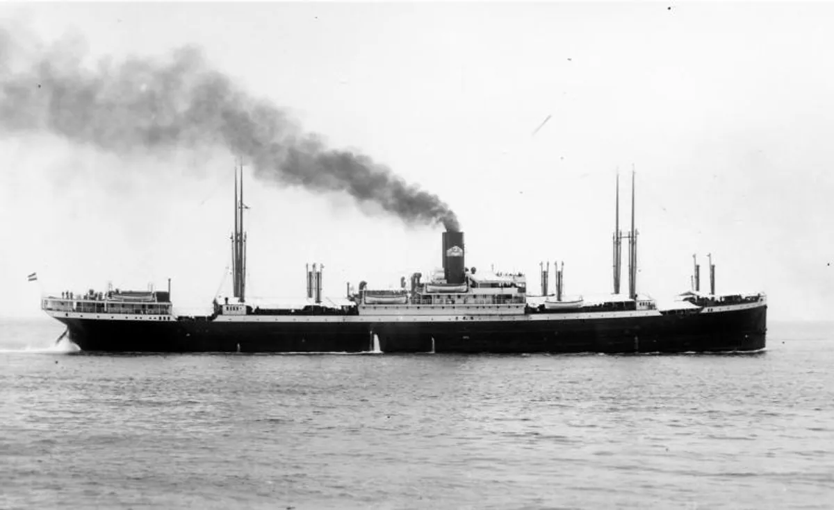 Kapal Tjikembang (Sumber: Stichting Maritiem Historische Data)