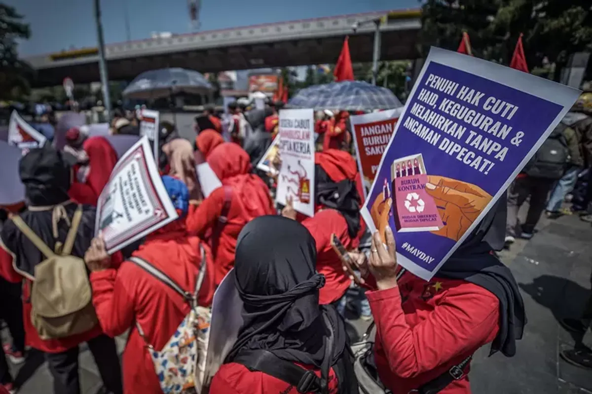 Ilustrasi buruh perempuan. (Sumber: Ayobandung.id | Foto: Kavin Faza)