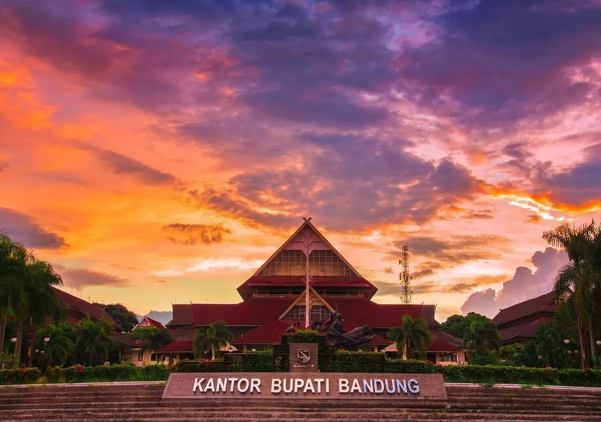 Gedung Bupati Bandung. (Sumber: Wikimedia)