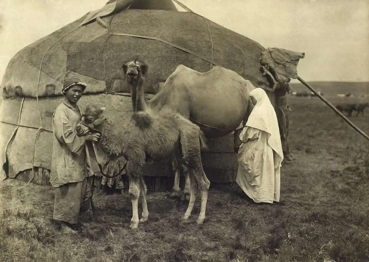 Penduduk nomad Semipalatinsk, Kazakhstan, tahun 1899-an. (Sumber: Picryl)