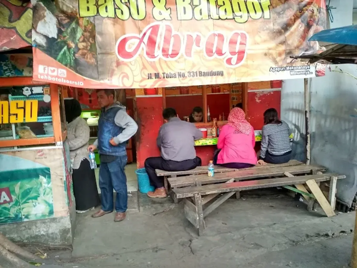 Kedai Mi Bakso Abrag di Jalan Moch. Toha, Kota Bandung. (Sumber: Ulasan Google)