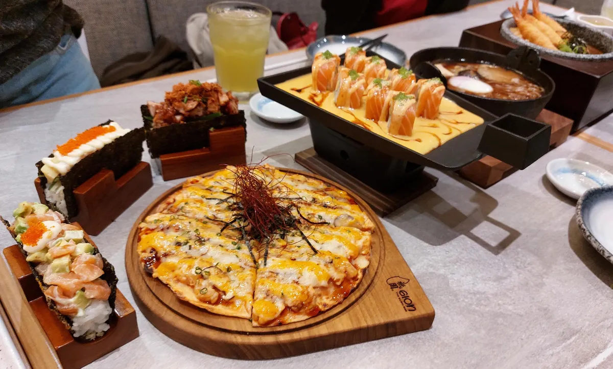 Menu sushi di Gion The Sushi Bar. (Sumber: Ayobandung.id | Foto: Eneng Reni Nuraisyah Jamil)