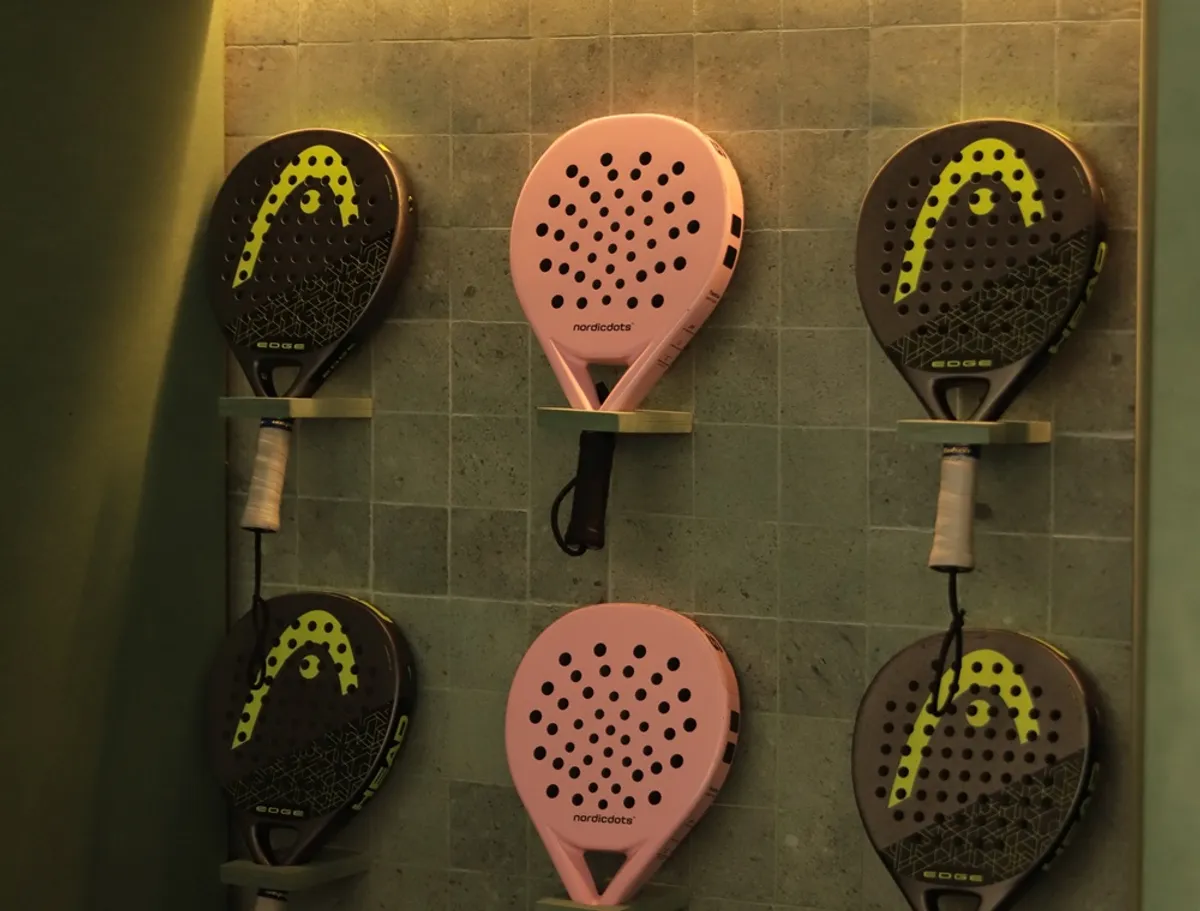 Ilustrasi raket padel. (Sumber: The Grand Central Court)