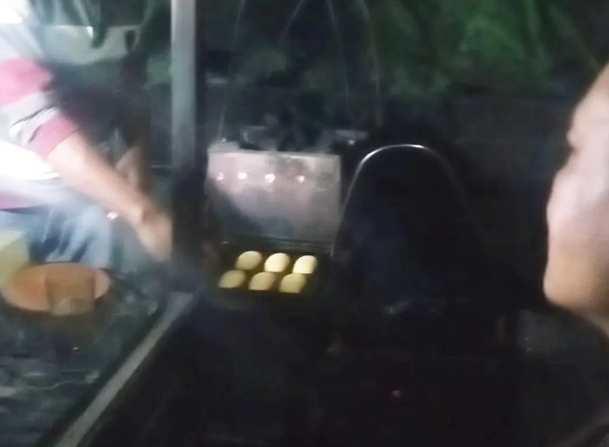 Kata penjualnya, warung kue balok “Unen” sudah ditangani 3 generasi. (Sumber: Dokumentasi Penulis | Foto: Dudung Ridwan)