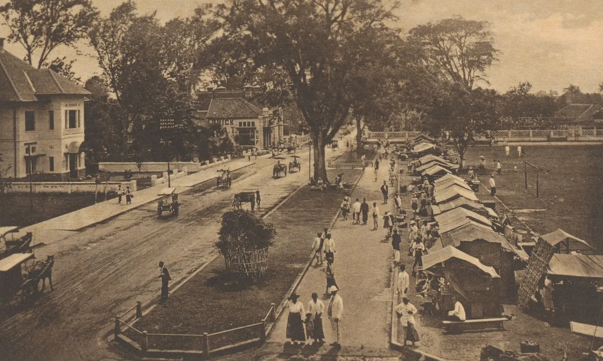 Alun-alun bandung tahun 1900-an. (Sumber: Wikimedia)