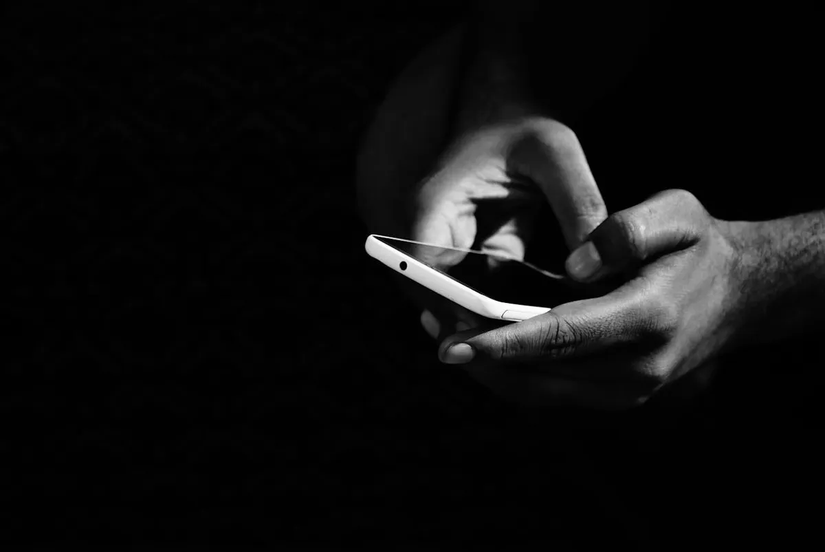 Ilustrasi smartphone. (Sumber: Pexels/Limon Das)