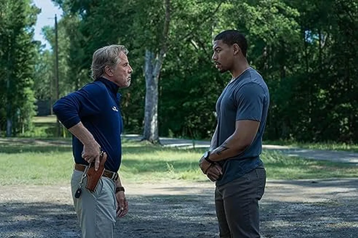 Salah satu adegan Aaron Pierre dan Don Johnson (Sumber: Foto: IMDb/ Don Johnson and Aaron Pierre in Rebel Ridge (2024))