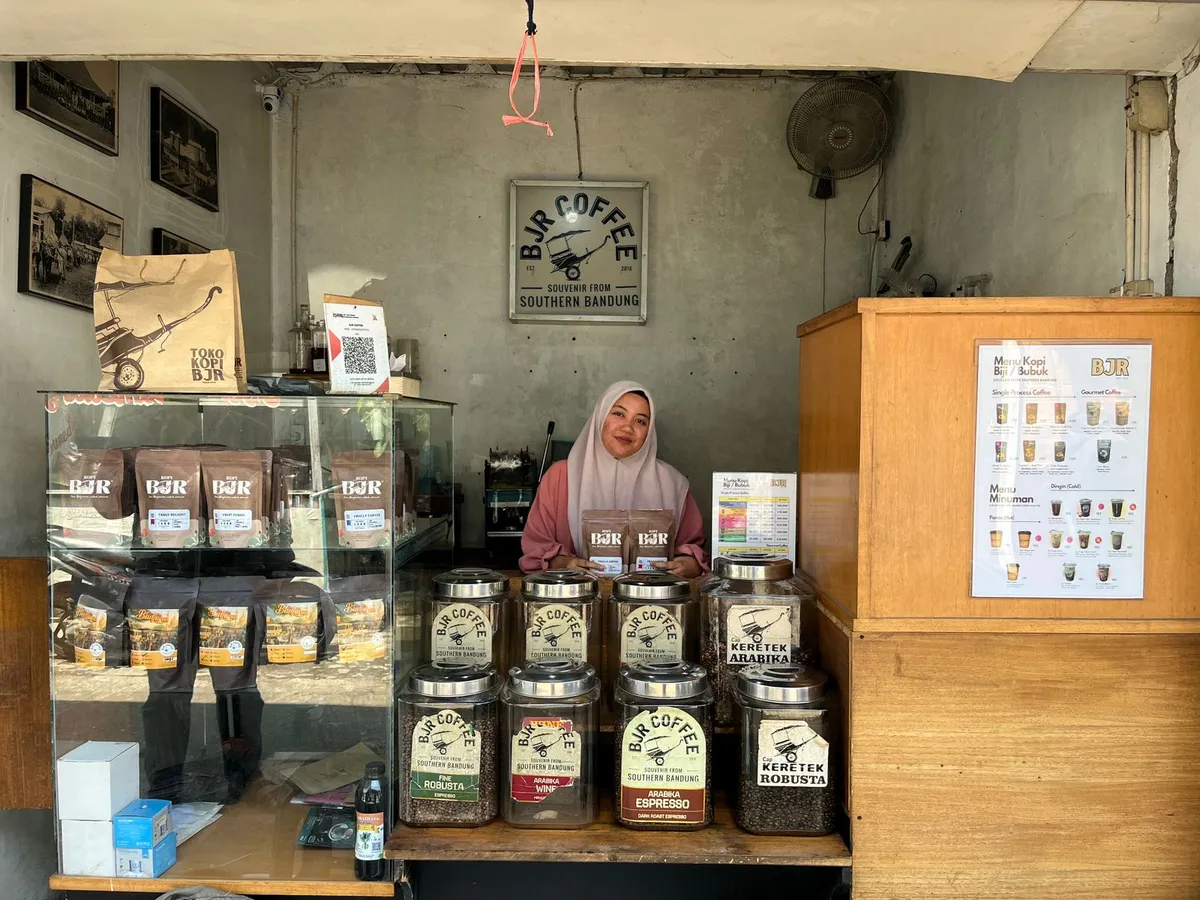 Kedai Kopi BJR di Banjaran. (Foto: Rizma Riyandi)