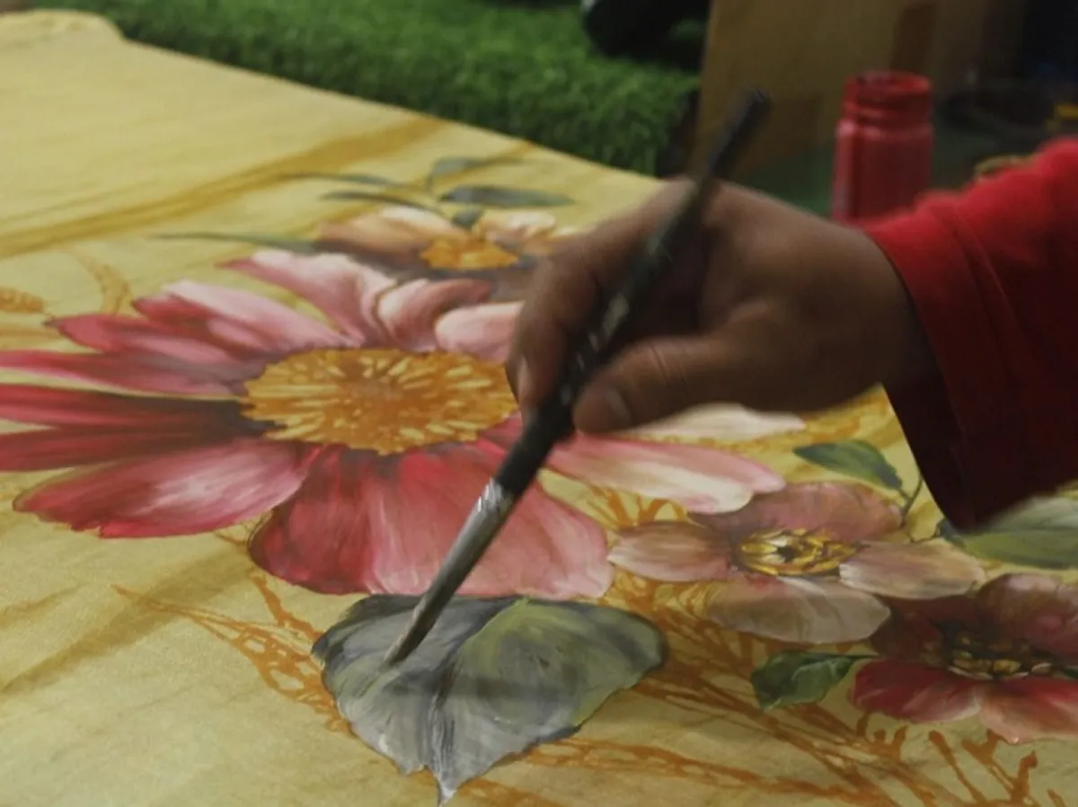Pembuatan Kain Lukis Boemi Putra. (Foto: Rizma Riyandi)
