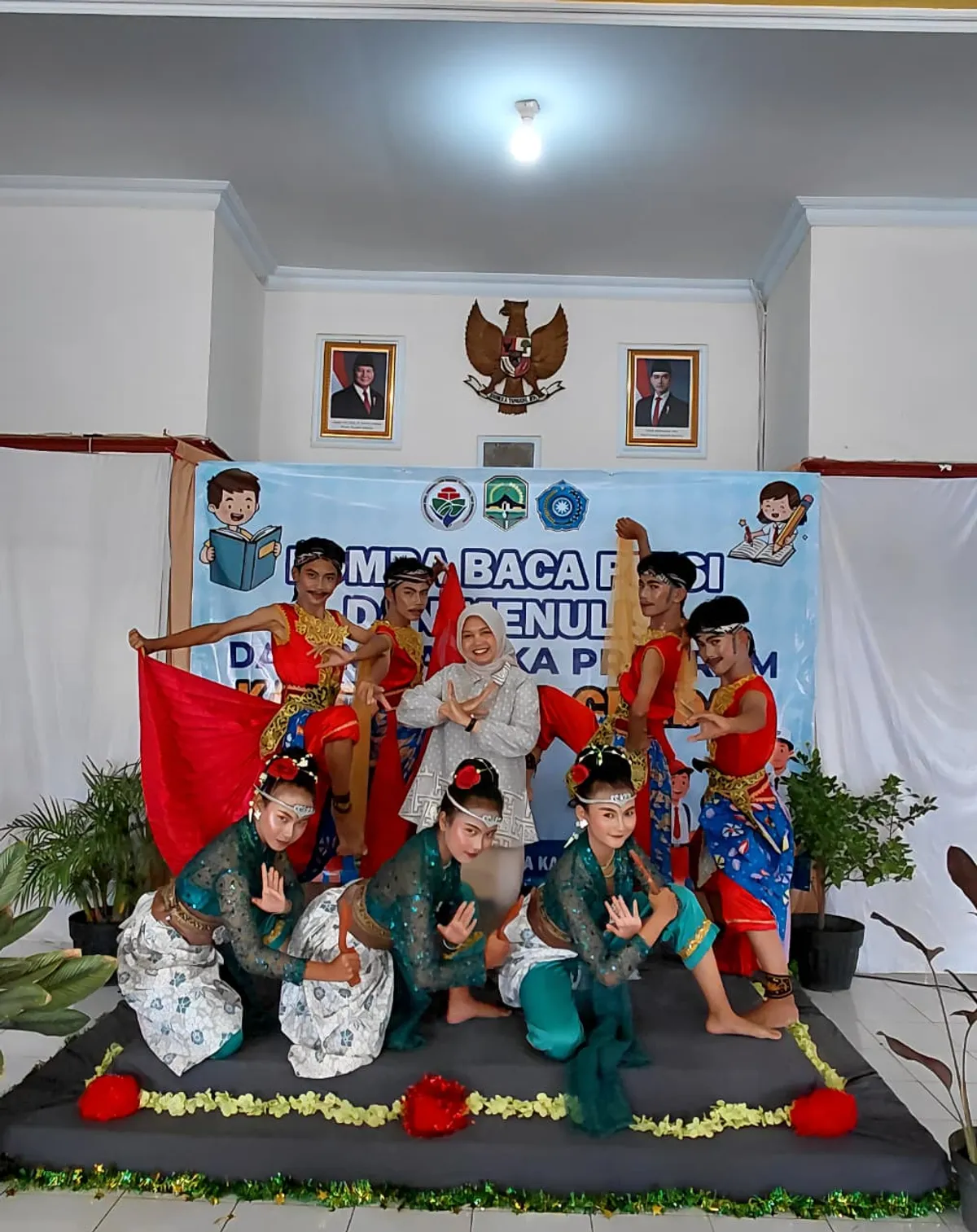 pentingnya memberikan dukungan sesuai dengan minat bakat dan kreativitas (Sumber: tim tari SMPN 1 Kasokandel | Foto: Disya Dwi Nurhidayah)