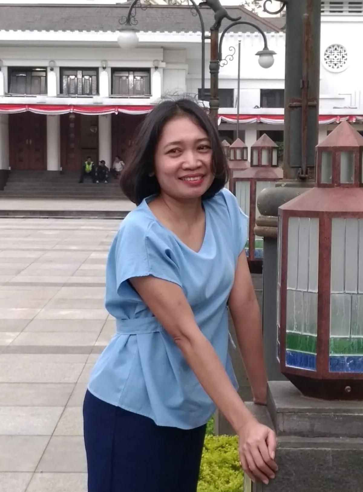 Ilustrasi kalimat puitis Bung karno "Hanya ke Bandung lah aku kembali kepada cintaku yang sesungguhnya". Terpasang di Balai Kota Bandung. (Sumber: dokpri | Foto: Sri Maryati)