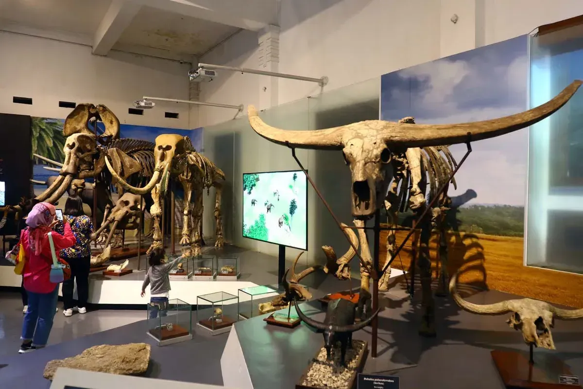 Museum Geologi Bandung. (Sumber: Ayobandung.id | Foto: Irfan Al-Faritsi)