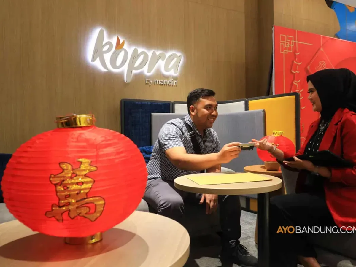 Memanfaatkan momentum Tahun Baru Imlek 2025, (Sumber: Ayobandung.com | Foto: Irfan Al-Faritsi)