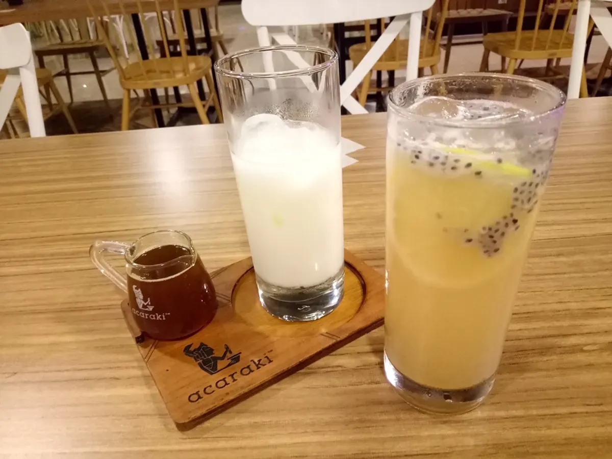 llustrasi menu jamu di kafe Acaraki. (Sumber: Ayobandung.id | Foto: Eneng Reni Nuraisyah Jamil)