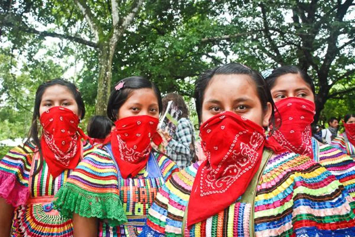 Para pemberontak wanita Zapatista. (Sumber: libcom.org)