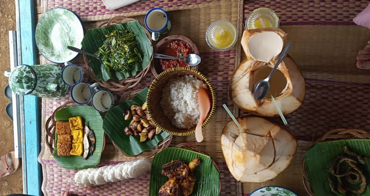 Menu paket kontan dan paket kasbon menjadi favorit pengunjung. (Sumber: Istimewa | Foto: Kaka Fia)