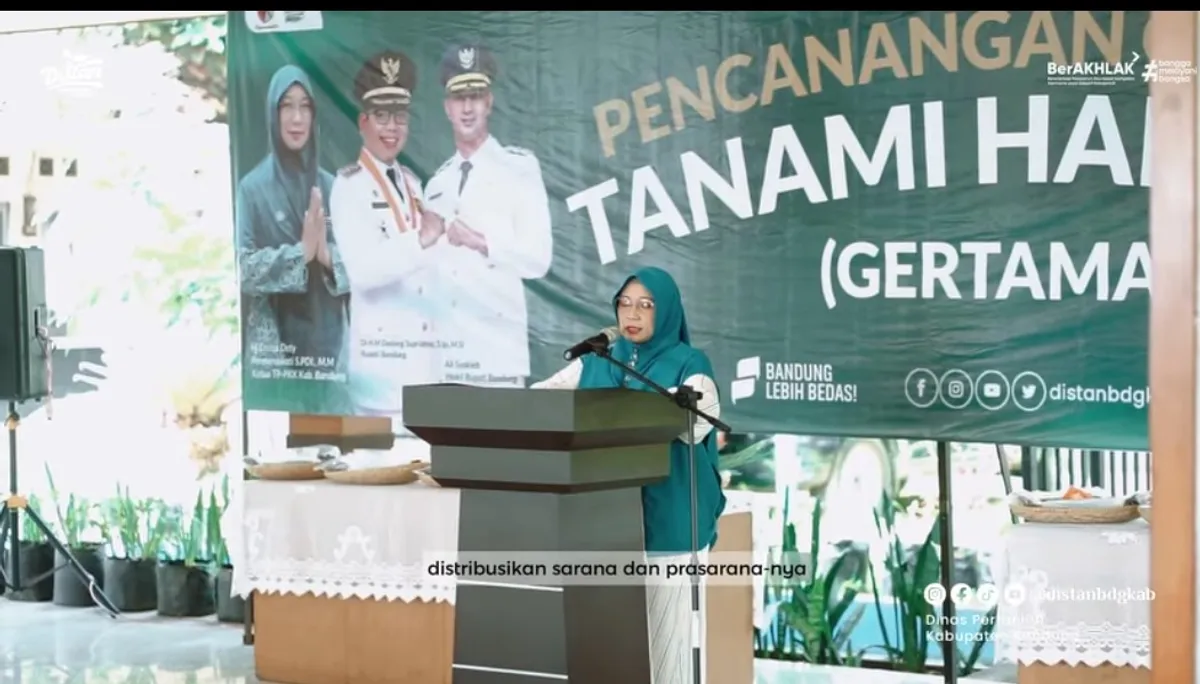 Peresmian Gerakan Mananami Halaman (Gertaman) di Kecamatan Soreang. (Sumber: Dinas Pertanian Kab. Bandung)