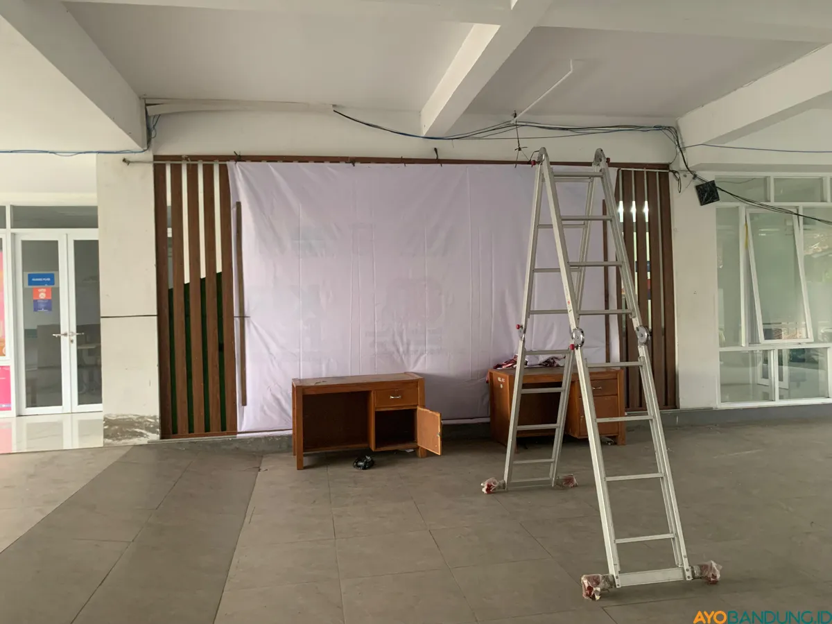 Lokasi nobar persib di Kantor Kecamatan Kiracondong. (Sumber: ayobandung.id | Foto: Ilham Maulana)