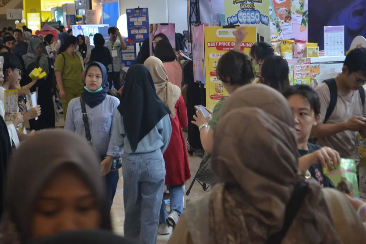 Perkembangan produk bayi dan anak makin menunjukkan dinamika. Dari fashion, skincare, vitamin, makanan sehat, bahkan mainan edukatif, semua lini bergerak cepat dan variatif. (Sumber: IMOBY Bandung)