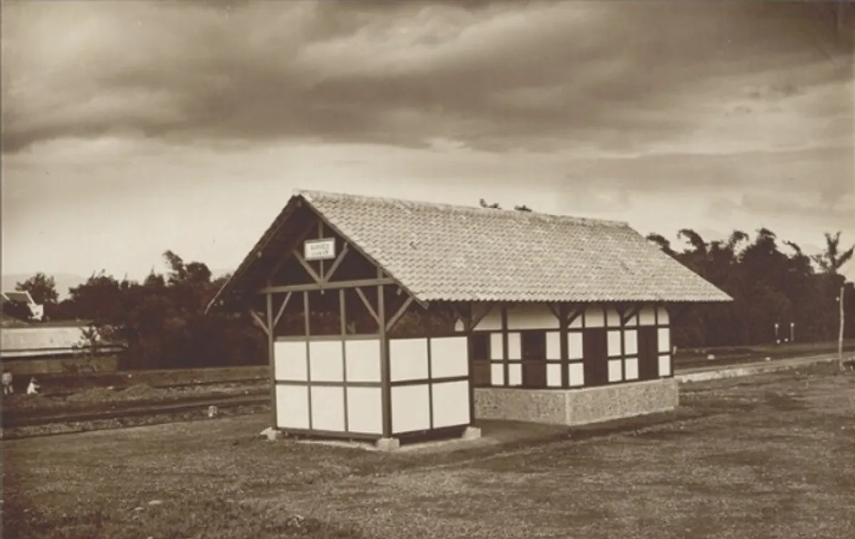 Halteu Karees di sepanjang jalur kereta api Bandung-Kopo Januari 1921 TM-ALB-1355-7. (Sumber: Nationaal Museum van Wereldculturen)