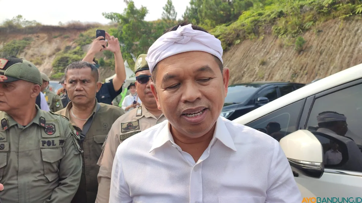 Gubernur Jabar, Dedi Mulyadi. (Sumber: ayobandung.id | Foto: Kavin Faza)