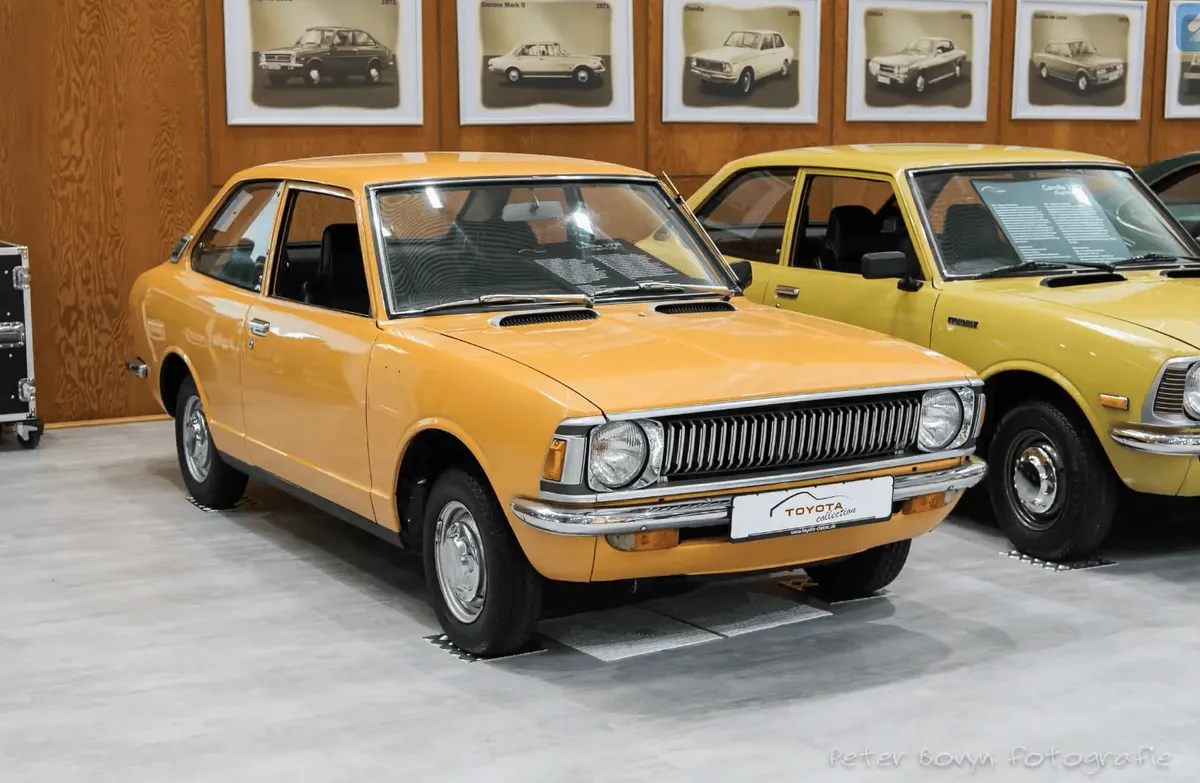 Wajah mobil Toyota Corolla generasi kedua KE-20 (Sumber: Kanal Youtube Back To Old Wheels, 18 Maret 2020)