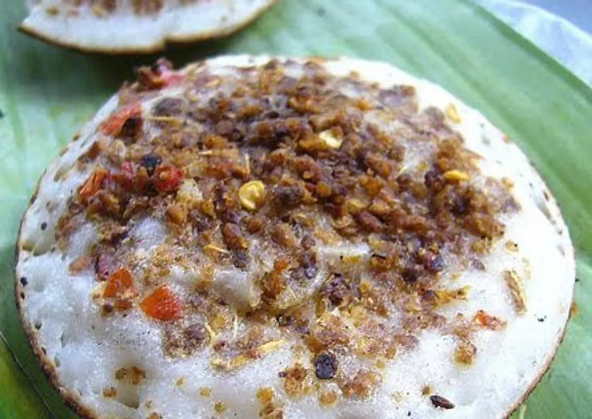 Kue Serabi Bandung (Sumber: Perpustakaan Budaya Indonesia) (Sumber: https://budaya-indonesia.org/Surabi-Bandung-1)