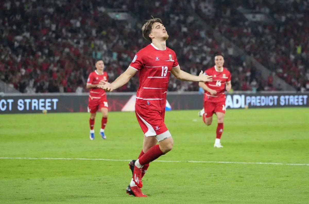 Pemain Timnas Indonesia, Mauro Zijlstra berhasil mencetak gol keempat dalam laga Timnas Indonesia kontra Saints Kitts and Nevis di Stadion Utama Gelora Bung Karno, Jakarta, Jumat (27/3). (Sumber: (foto:Herry/kemenpora.go.id) | Foto: Harry)