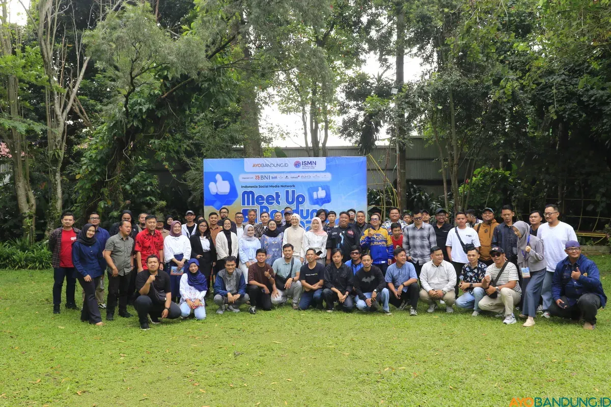 ISMN Meetup Bandung pada Oktober 2025 yang dihadiri 50 pengelola dan pemilik homeless media. (Sumber: ayobandung.id | Foto: Irfan Al Faritsi)