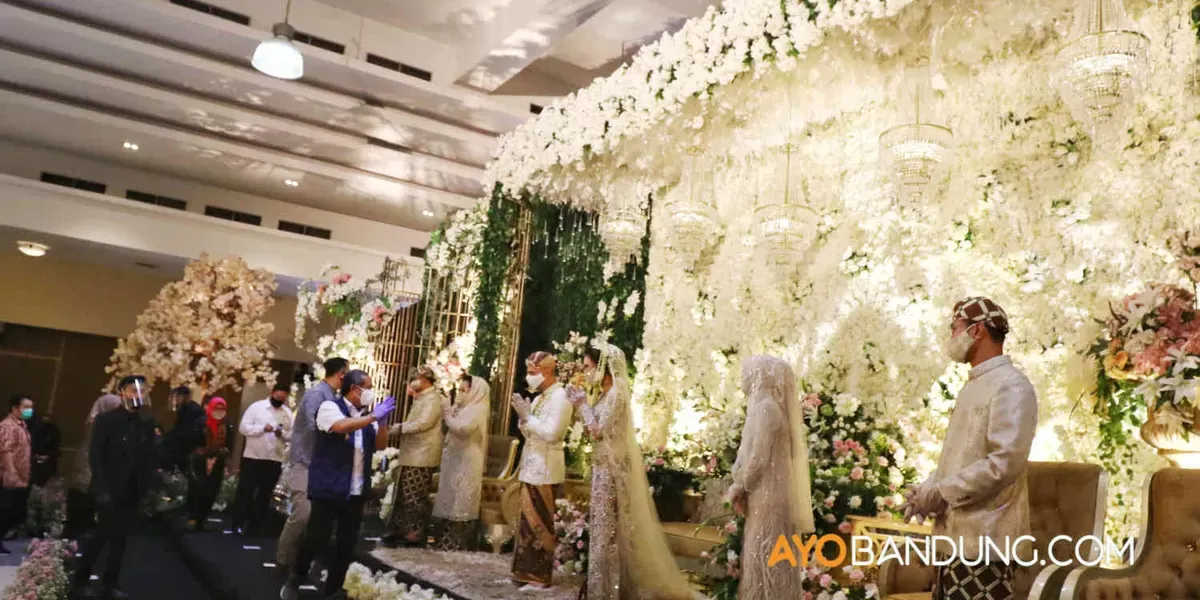 Ilustrasi pesta pernikahan. (Sumber: Ayobandung.com | Foto: Irfan Al-Faritsi)