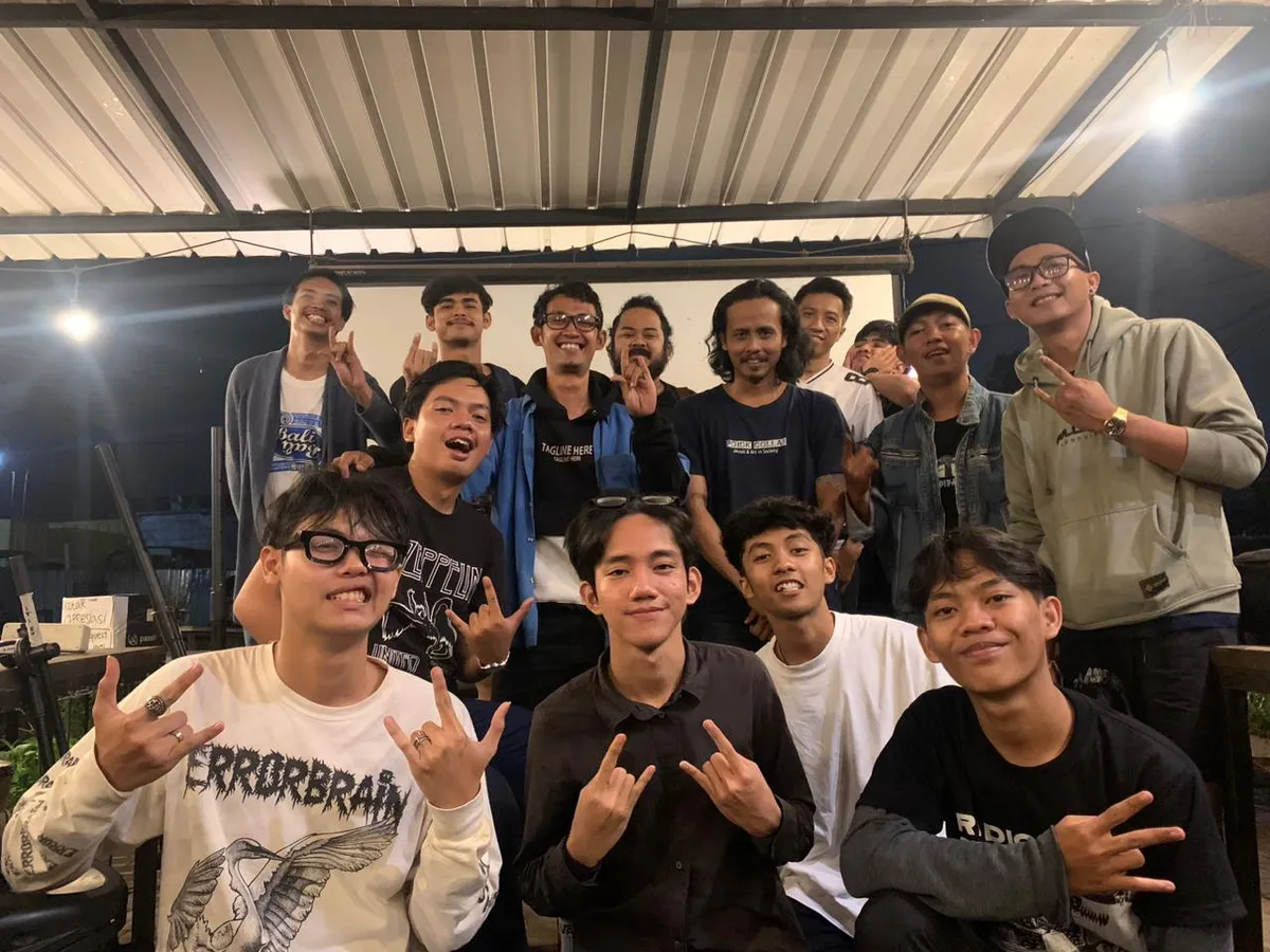 Foto bersama Para Performance (Foto: Maldy's phone)