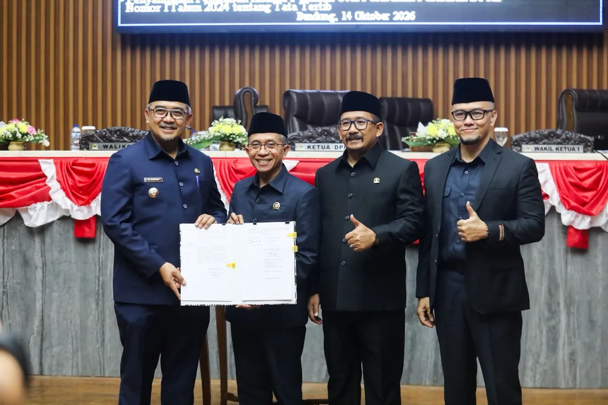 DPRD Kota Bandung menetapkan Perda Bank Perekonomian Rakyat (Sumber: bandung.go.id)