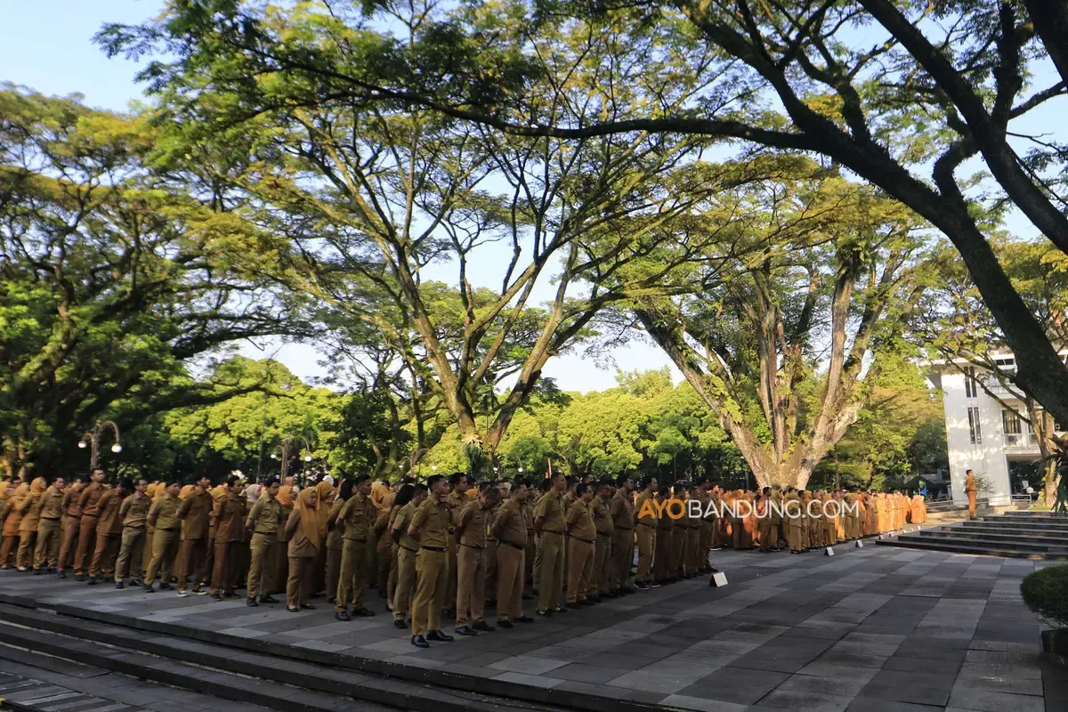 Aparatur Sipil Negara (ASN). (Sumber: Ayobandung | Foto: Irfan Al-Faritsi)