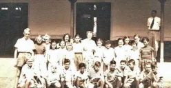 Foto siswa Het Christelijk Lyceum Bandung di Dago 1951/52 (Sumber: javapost.nl)