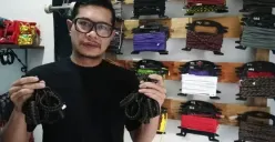 Merlin Sukmayadin pengusaha gelang tali. (Foto: Dok. Ayobandung.com)