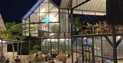 Menikmati Malam dengan Suasana Aesthetic di Cafe Toleransi Jatinangor