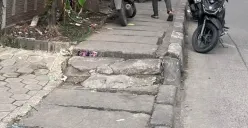 Jalur Pejalan Kaki di  Kota Bandung yang Masih Jauh dari Ideal