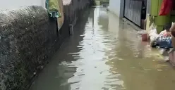 Permasalahan banjir menunjukkan perlunya sistem kerja kota yang lebih terintegrasi, Sabtu (6/12/2025). (Sumber: Dok. Penulis | Foto: Syakirah Salsabila)