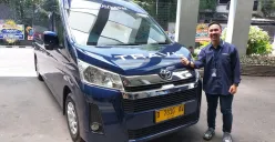 Operator travel menghadapi tantangan klasik untuk menjaga kualitas layanan di tengah tekanan harga, tanpa terjebak perang tarif, sehingga mengorbankan kenyamanan. (Sumber: Ayobandung.id | Foto: Eneng Reni Nuraisyah Jamil)