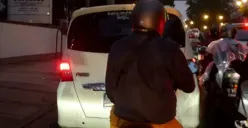 Jalan Asia Afrika yang Cantik Itu Tercoreng oleh Macet