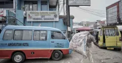 Bandung, Angkot, dan Paradoks Kota Wisata