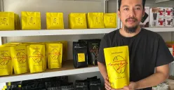 Asep Andi, Owner Ruang Diskusi Kopi (Foto: Rizma Riyandi)